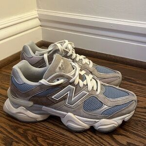 New Balance 9060 Mushroom Size 8.5 Womens